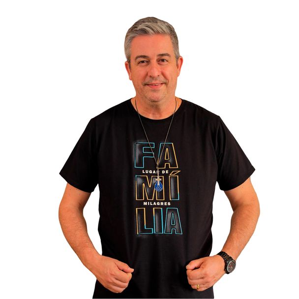 camiseta-familia-lugar-de-milagres--frente-Preto-principal