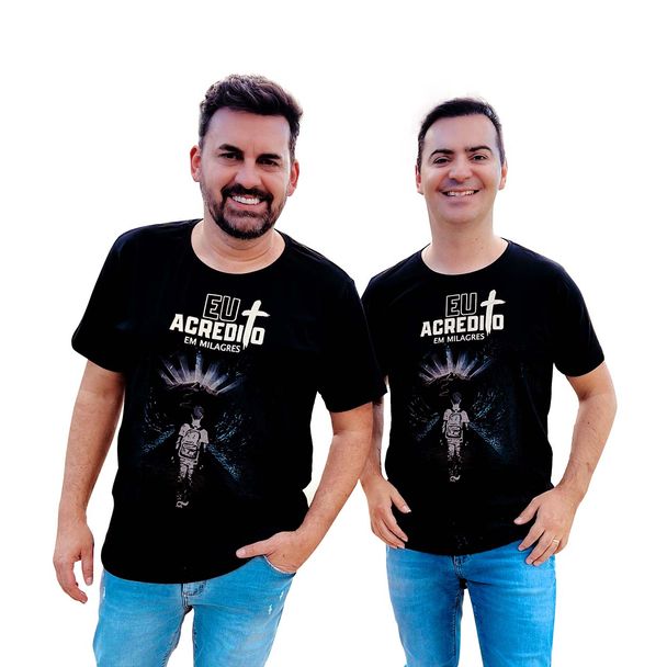 camiseta-eu-acredito-em-milagres-frente-1